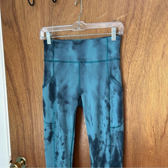 Lululemon Invigorate HR Crop 23” Tight Forest Shibori Graphite Grey Desert Teal - Picture 2 of 7